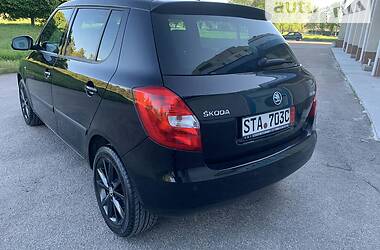 Хэтчбек Skoda Fabia 2015 в Кропивницком