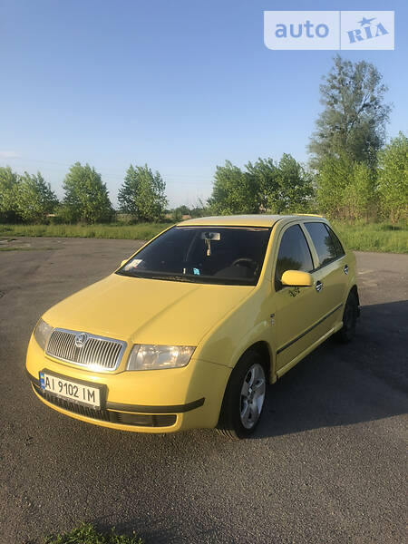 Хэтчбек Skoda Fabia 2001 в 