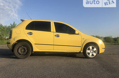 Хэтчбек Skoda Fabia 2001 в 