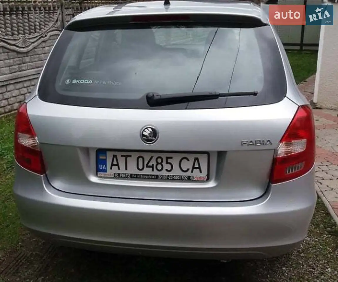 2013 Skoda Fabia - мініатюра 3