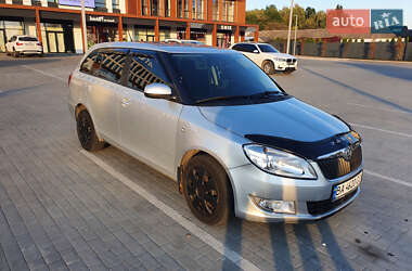 Универсал Skoda Fabia 2014 в Виннице