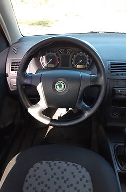 Хетчбек Skoda Fabia 2005 в Кропивницькому