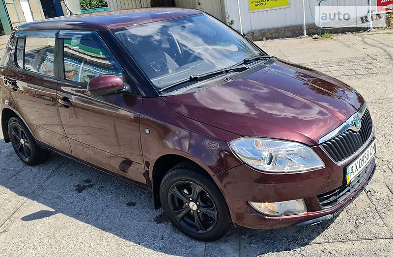 Универсал Skoda Fabia 2011 в Харькове