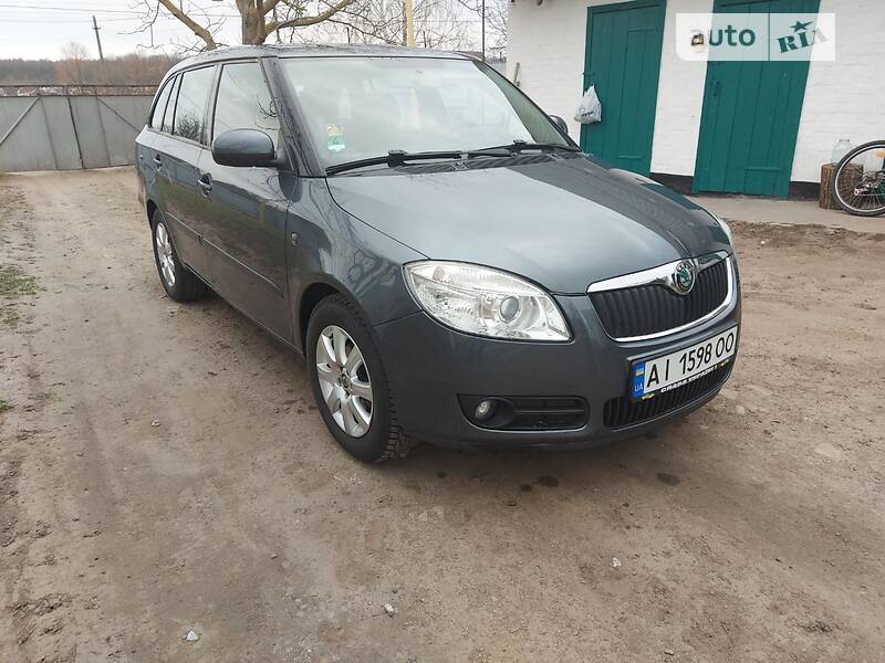 Универсал Skoda Fabia 2009 в Ружине