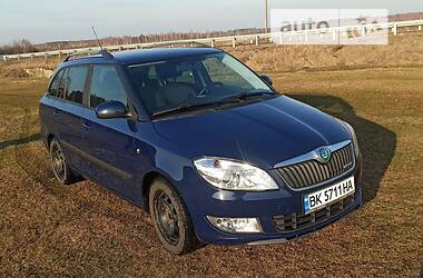 Универсал Skoda Fabia 2010 в Маневичах