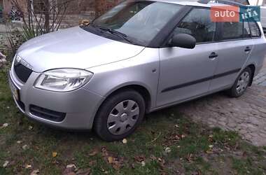 Універсал Skoda Fabia 2009 в Львові