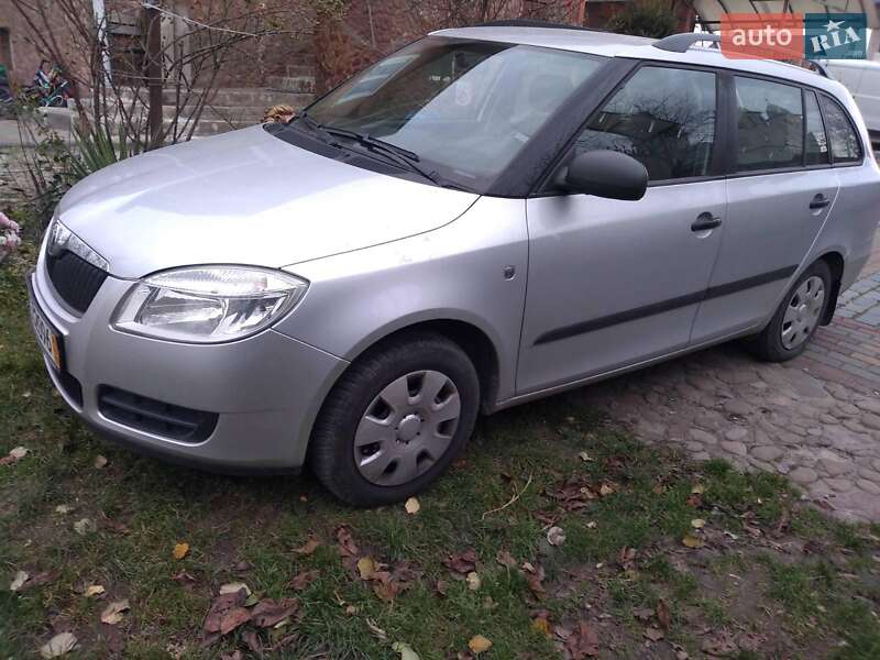 Универсал Skoda Fabia 2009 в Львове фото 5 Универсал Skoda Fabia 2009 в Львове