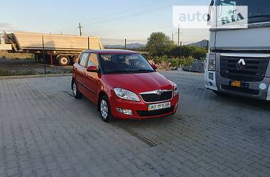 Хэтчбек Skoda Fabia 2012 в Хусте