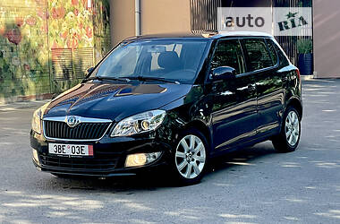 Хэтчбек Skoda Fabia 2010 в Ровно