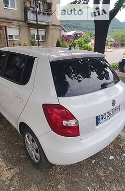 Хэтчбек Skoda Fabia 2014 в Тячеве