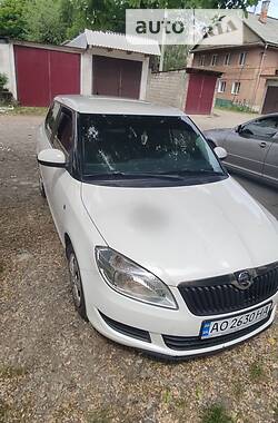 Хэтчбек Skoda Fabia 2014 в Тячеве