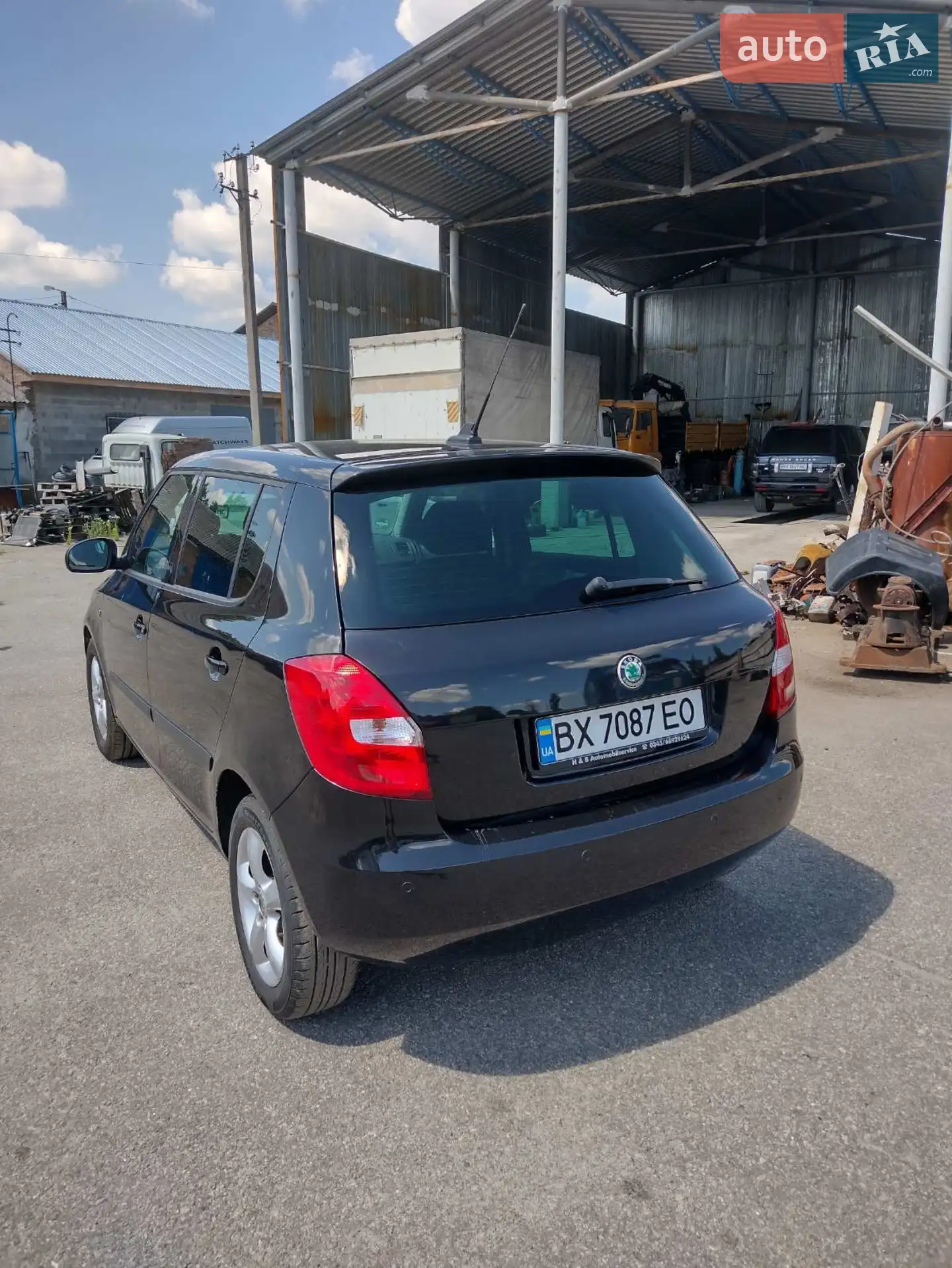 2010 Skoda Fabia - мініатюра 15