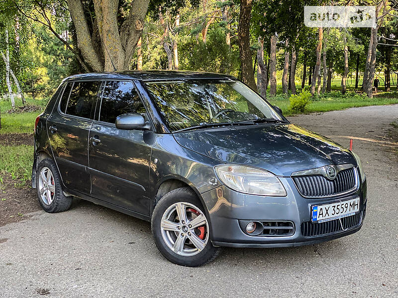 Хэтчбек Skoda Fabia 2007 в Харькове