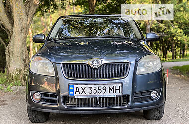 Хэтчбек Skoda Fabia 2007 в Харькове