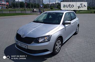 Хэтчбек Skoda Fabia 2017 в 