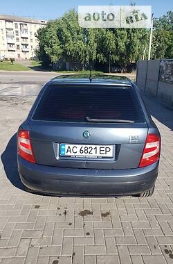 Хэтчбек Skoda Fabia 2006 в Луцке