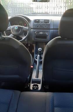 Хэтчбек Skoda Fabia 2012 в Умани