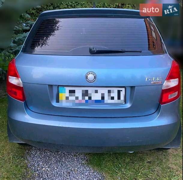 Хетчбек Skoda Fabia 2010 в Золочеві
