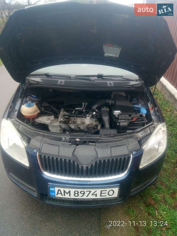 Хэтчбек Skoda Fabia 2007 в Житомире