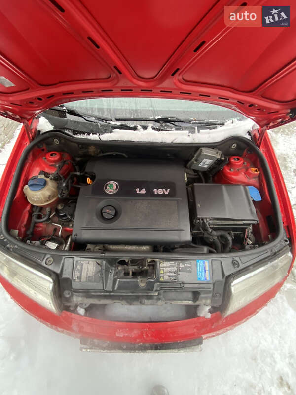 Універсал Skoda Fabia 2001 в Миргороді