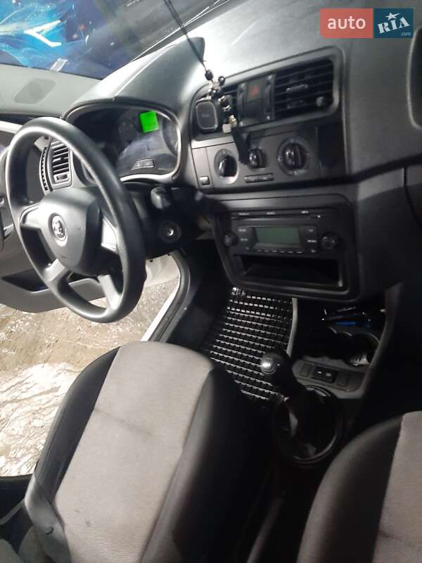 Хэтчбек Skoda Fabia 2013 в Ивано-Франковске фото 21 Хэтчбек Skoda Fabia 2013 в Ивано-Франковске