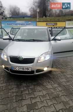 Хетчбек Skoda Fabia 2008 в Дніпрі