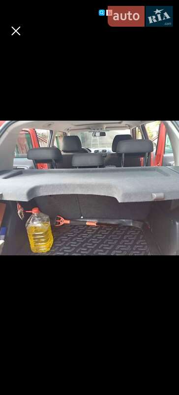 Універсал Skoda Fabia 2013 в Ужгороді