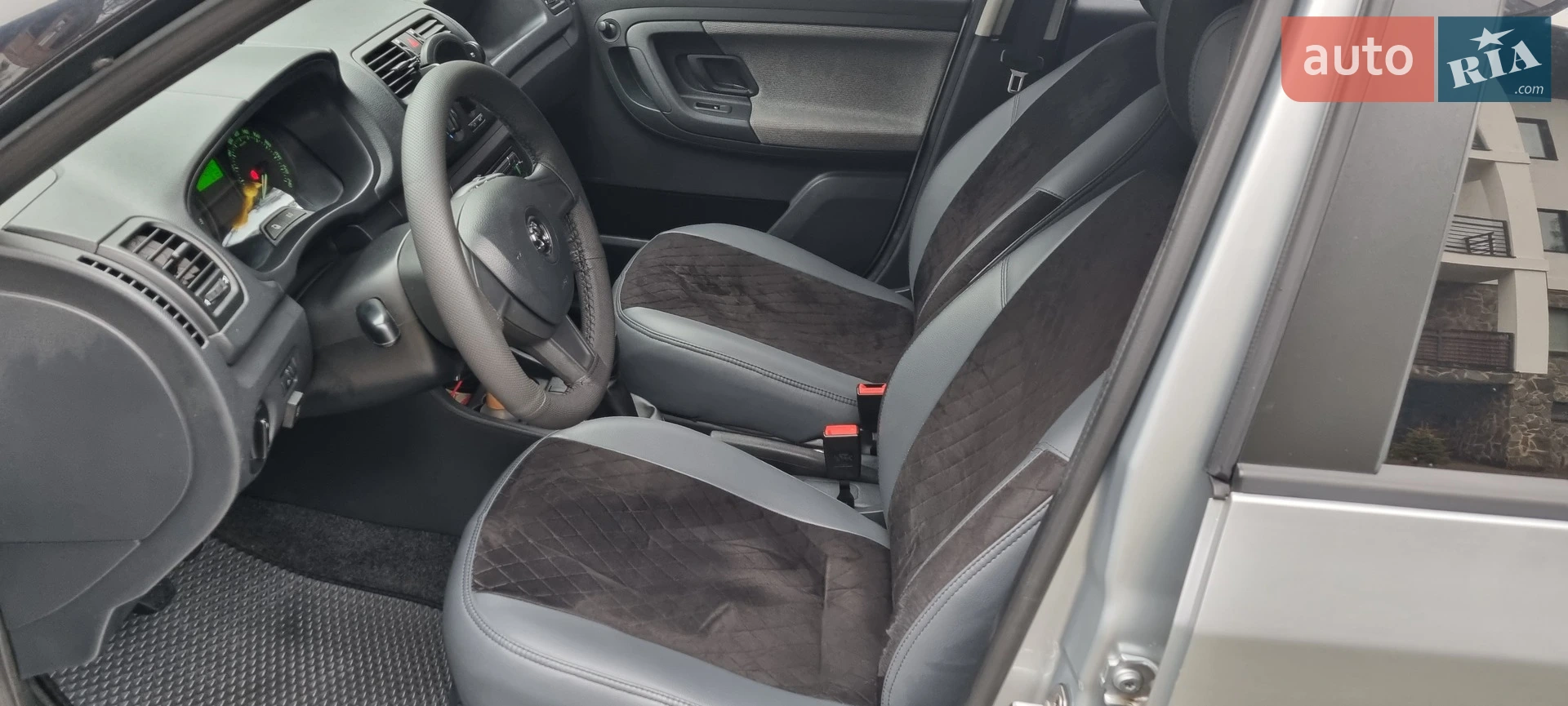 2014 Skoda Fabia - мініатюра 7