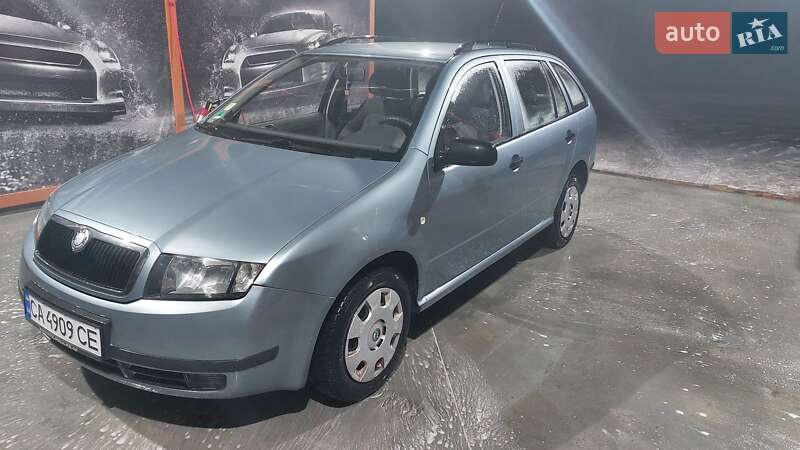 Универсал Skoda Fabia 2003 в Шполе