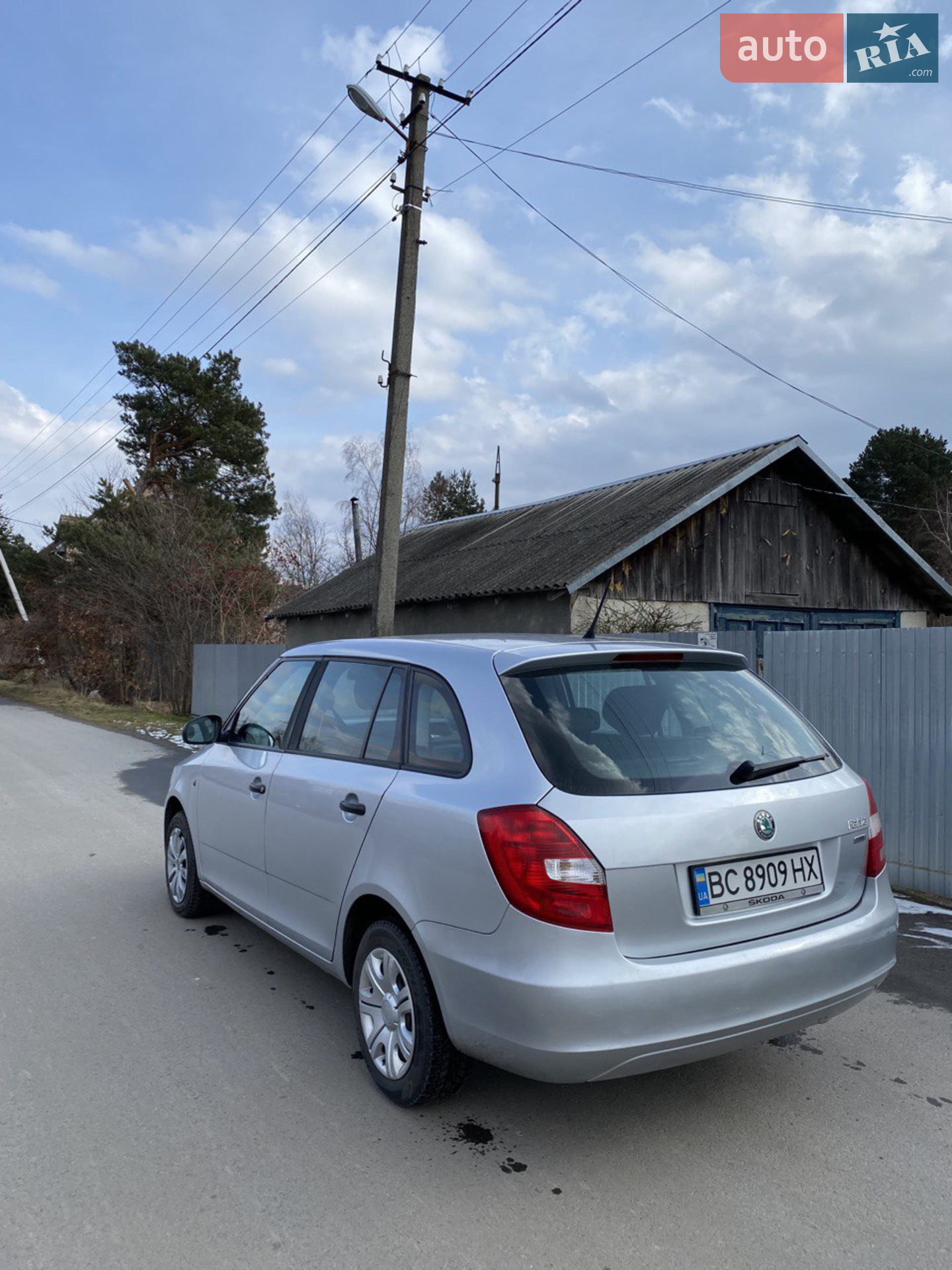 2011 Skoda Fabia - мініатюра 4