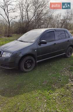 Хэтчбек Skoda Fabia 2006 в 