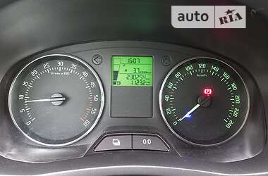 Хэтчбек Skoda Fabia 2013 в 