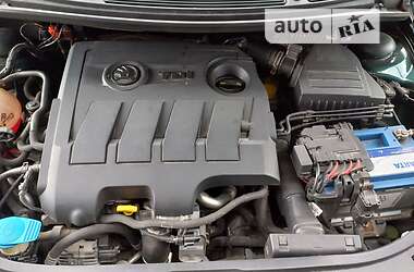Хэтчбек Skoda Fabia 2013 в 