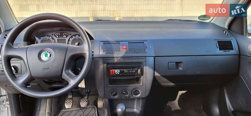 Універсал Skoda Fabia 2005 в Сумах
