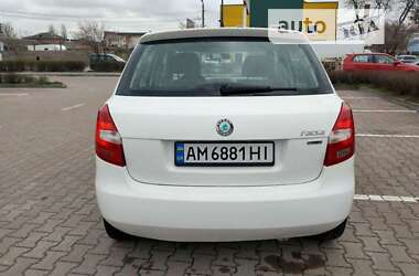 Хэтчбек Skoda Fabia 2011 в Овруче