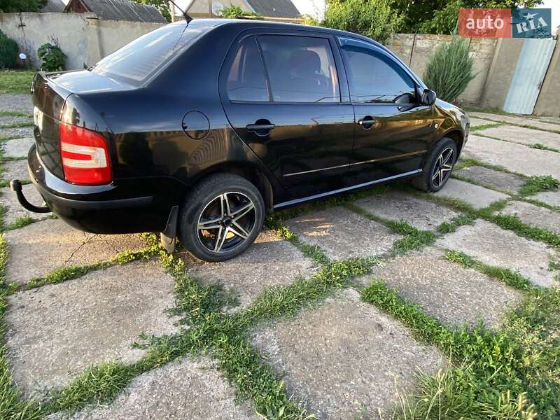 Седан Skoda Fabia 2007 в Раздельной