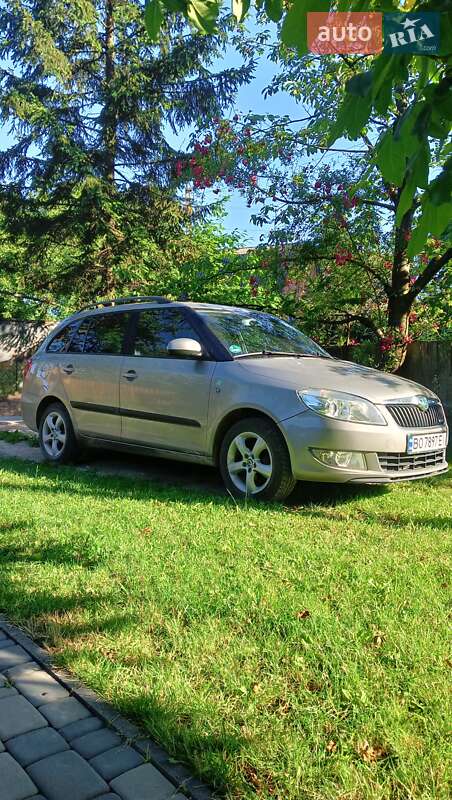 Універсал Skoda Fabia 2011 в Бучачі