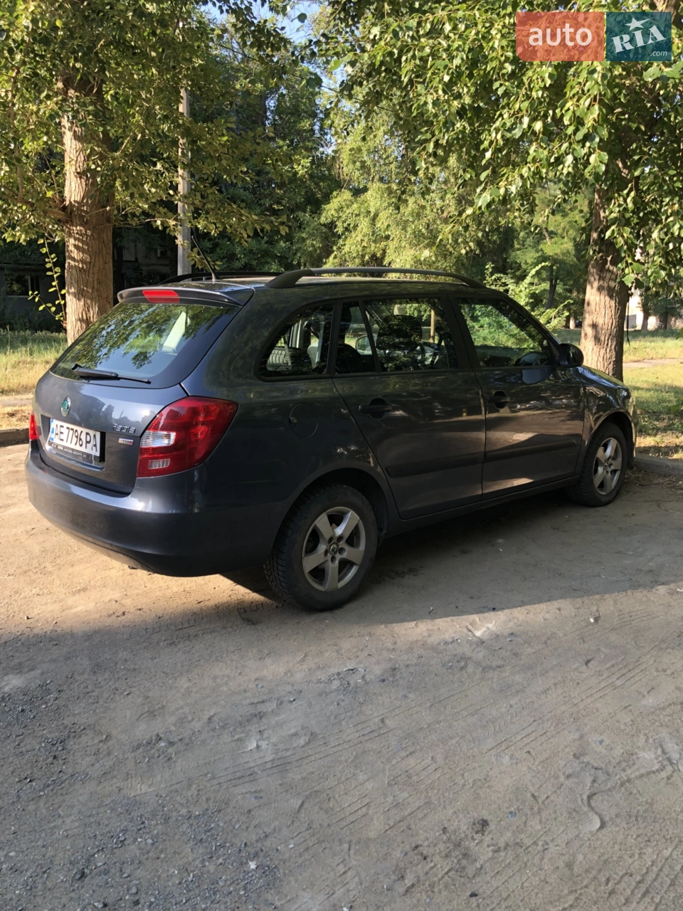 2011 Skoda Fabia - мініатюра 17