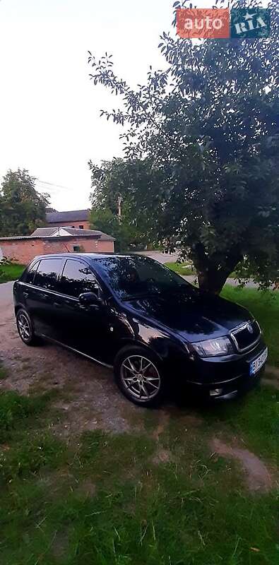 Хэтчбек Skoda Fabia 2001 в Шишаки
