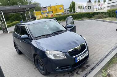 Хэтчбек Skoda Fabia 2008 в Каменском