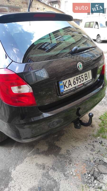 Універсал Skoda Fabia 2011 в Києві
