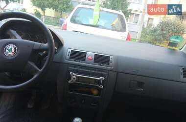 Хетчбек Skoda Fabia 2003 в Луцьку