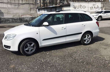 Универсал Skoda Fabia 2009 в 