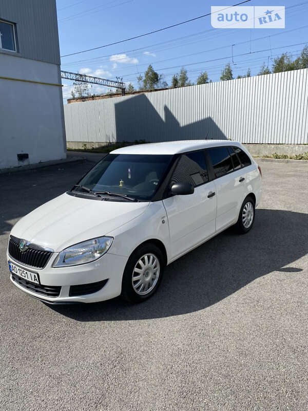 Универсал Skoda Fabia 2010 в Сваляве