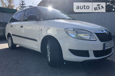 Універсал Skoda Fabia 2013 в Києві