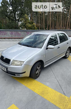 Седан Skoda Fabia 2004 в Ирпене