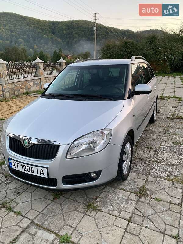 Универсал Skoda Fabia 2008 в Косове