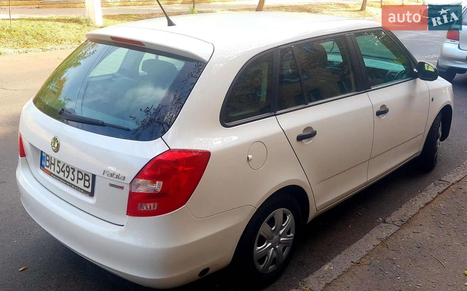 2012 Skoda Fabia - мініатюра 4