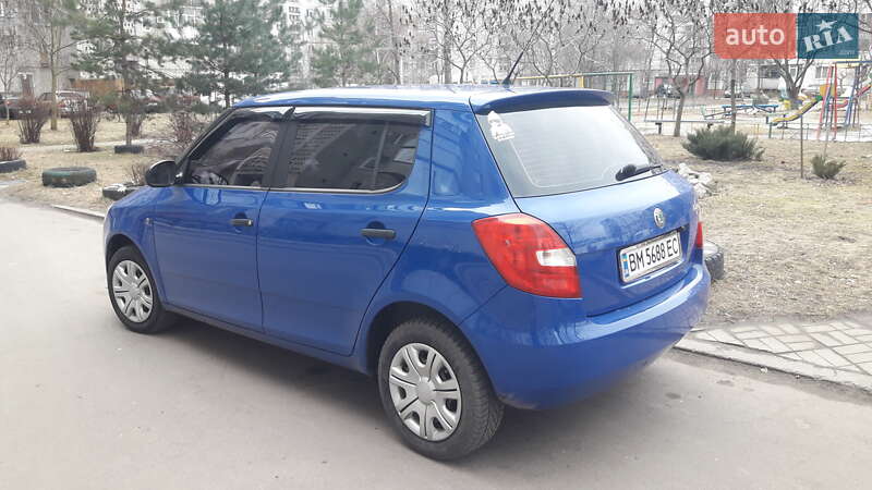 Хэтчбек Skoda Fabia 2009 в Сумах