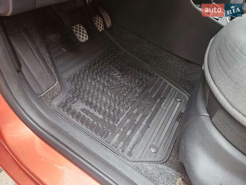 Хетчбек Skoda Fabia 2008 в Тернополі